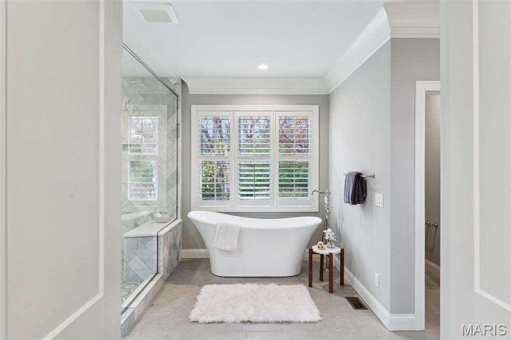 Lone Pine Woods One - Residential