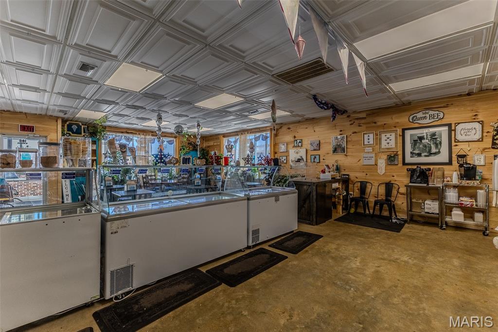 Downtown - Commercial Sale