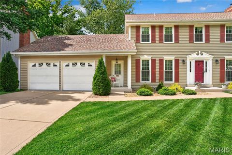 Tiny photo for 15489 Long Castle Forest Court, Chesterfield, MO 63017 (MLS # 26026822)
