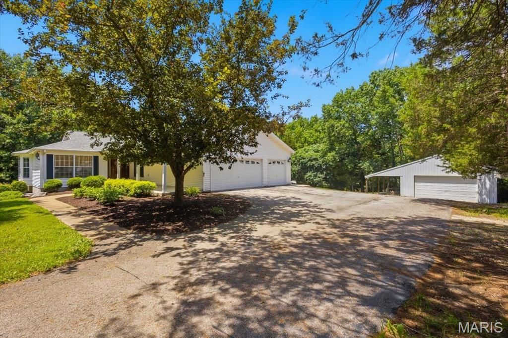 Photo of 2631 S Mangan Road, Pacific, MO 63069 (MLS # 26040728)