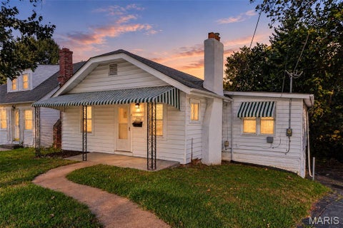 Photo of 2936 Hilleman Avenue, St Louis, MO 63114 (MLS # 26058017)