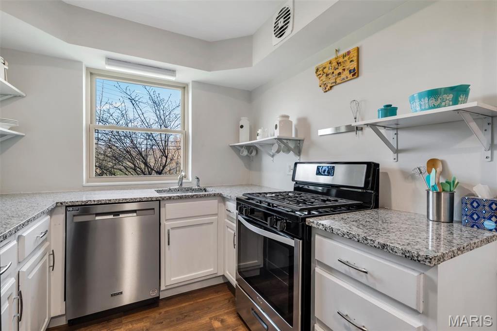 Delcrest Condo - Residential