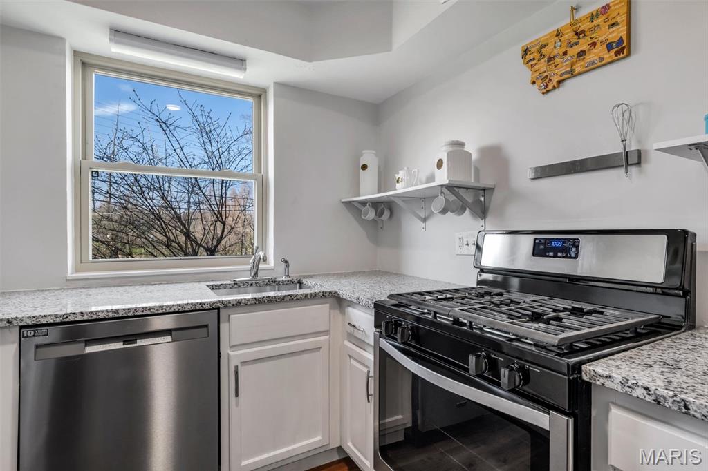 Delcrest Condo - Residential