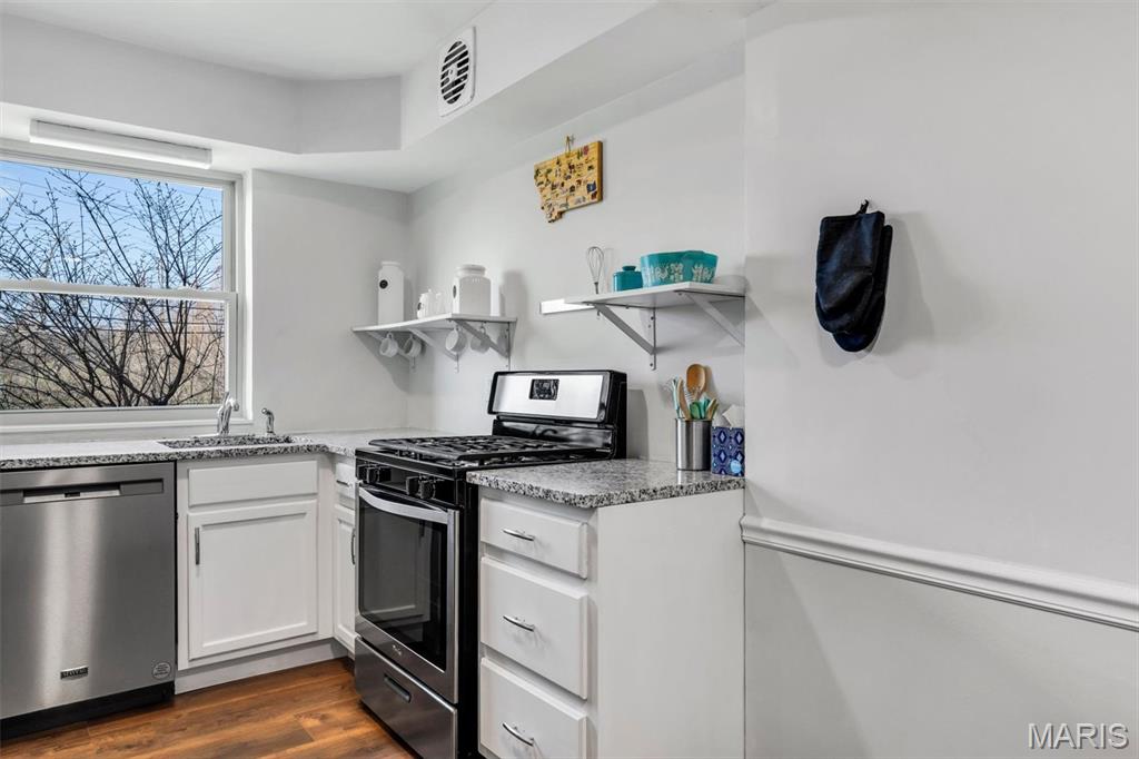 Delcrest Condo - Residential