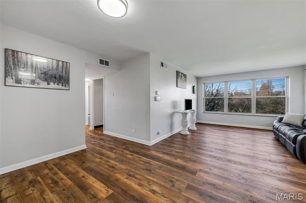 Delcrest Condo - Residential