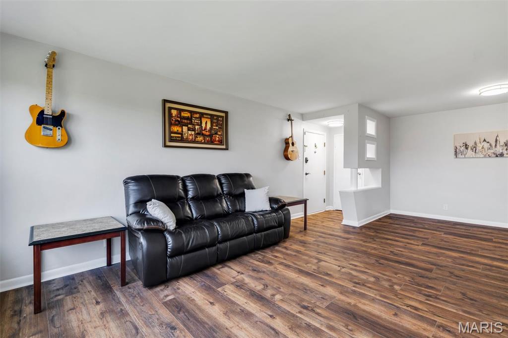 Delcrest Condo - Residential