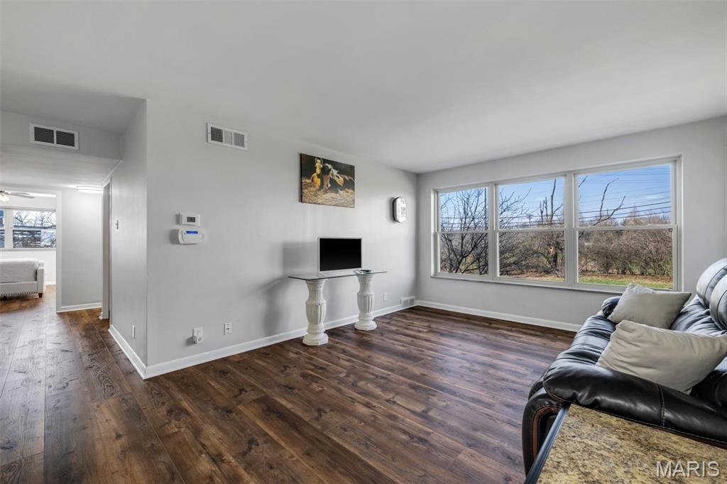 Delcrest Condo - Residential