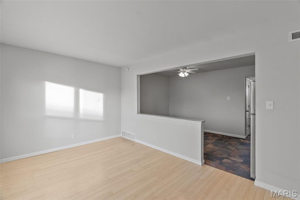 5225 Southwest Avenue