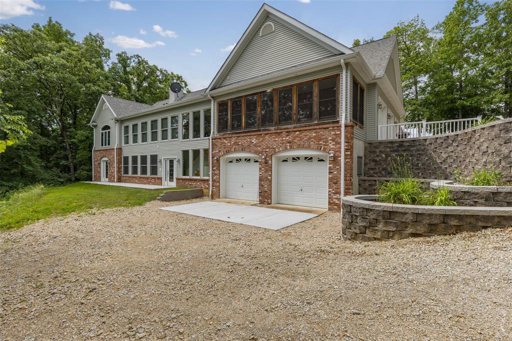 2116 Andrea Road