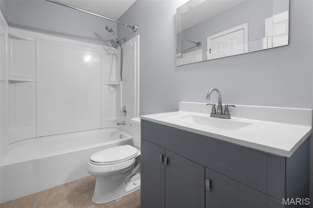 Brentwood Forest Condo Ph One - Residential