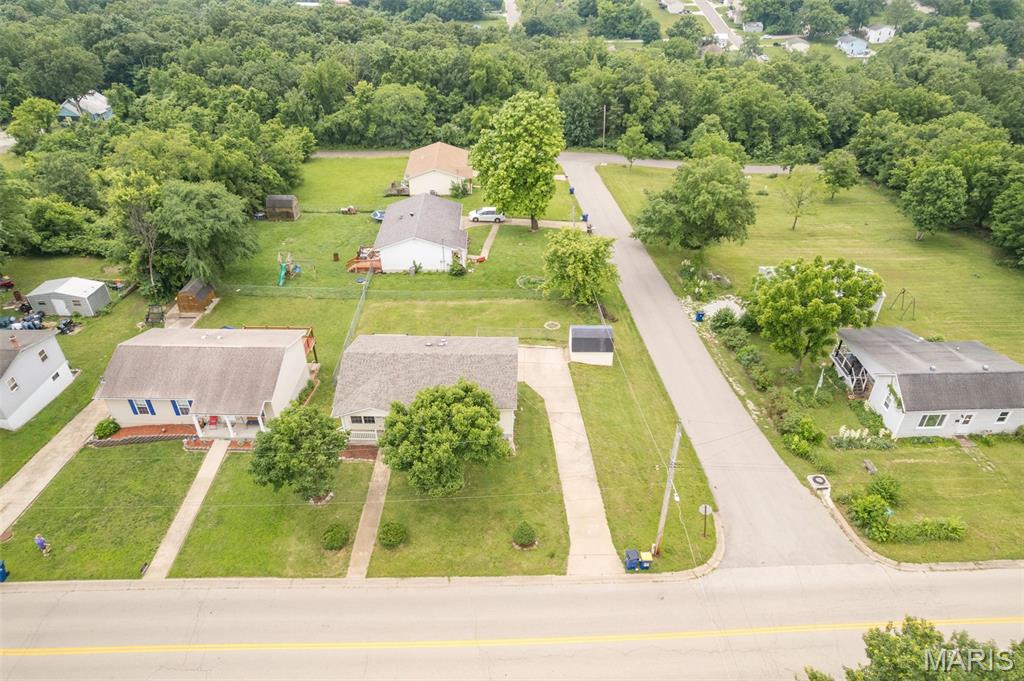 De Soto, Missouri 63020, United States, 3 Bedrooms Bedrooms, ,3 BathroomsBathrooms,Residential,Pending,150910