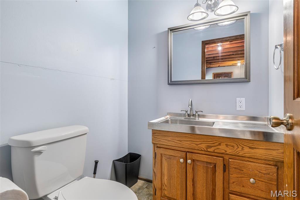 De Soto, Missouri 63020, United States, 3 Bedrooms Bedrooms, ,3 BathroomsBathrooms,Residential,Pending,150910