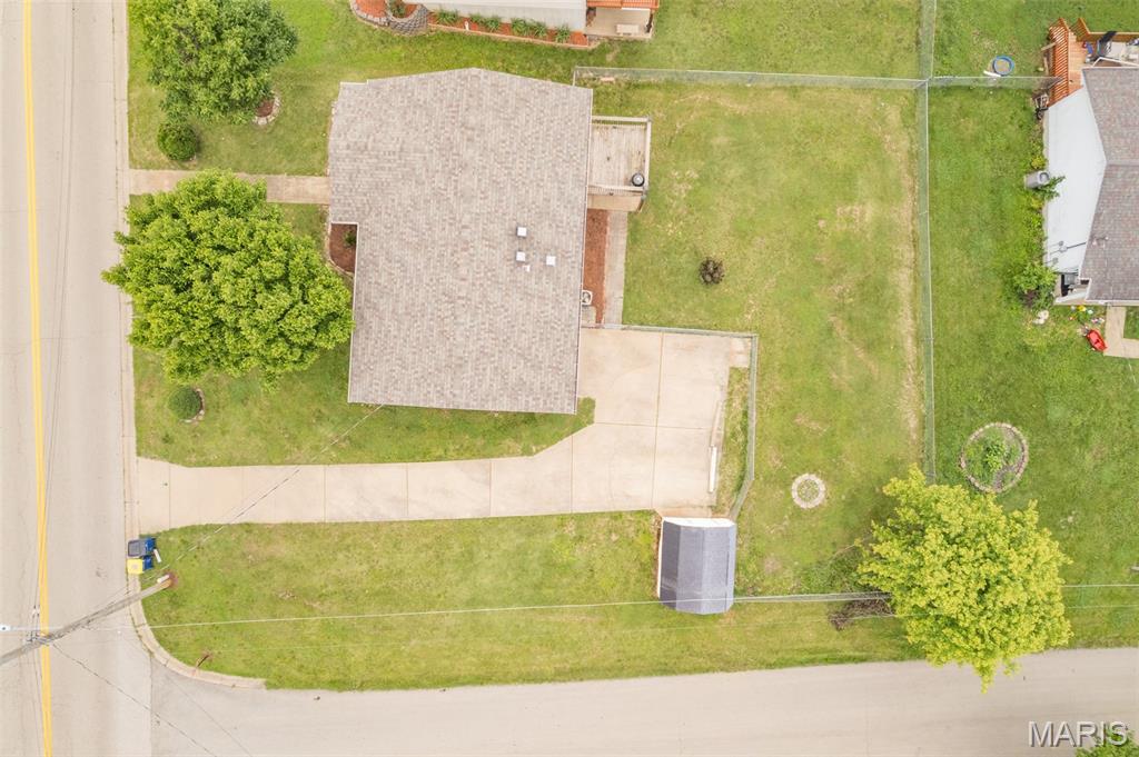 De Soto, Missouri 63020, United States, 3 Bedrooms Bedrooms, ,3 BathroomsBathrooms,Residential,Pending,150910