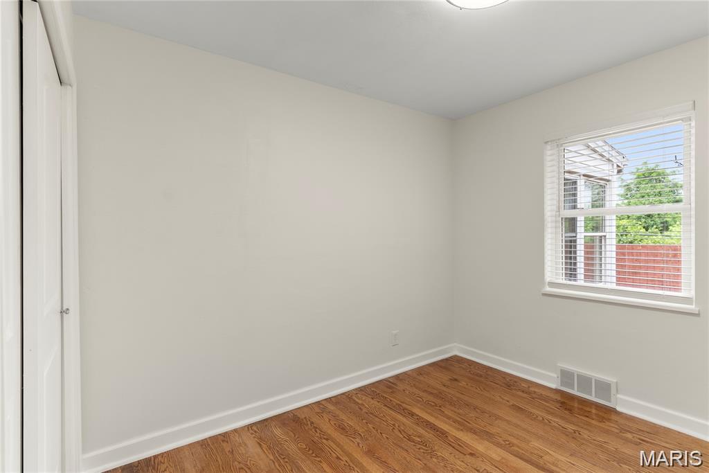 St Louis, Missouri 63123, United States, 4 Bedrooms Bedrooms, ,2 BathroomsBathrooms,Residential,Active,253503