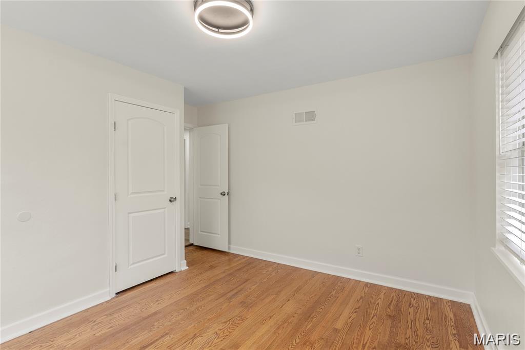 St Louis, Missouri 63123, United States, 4 Bedrooms Bedrooms, ,2 BathroomsBathrooms,Residential,Active,253503