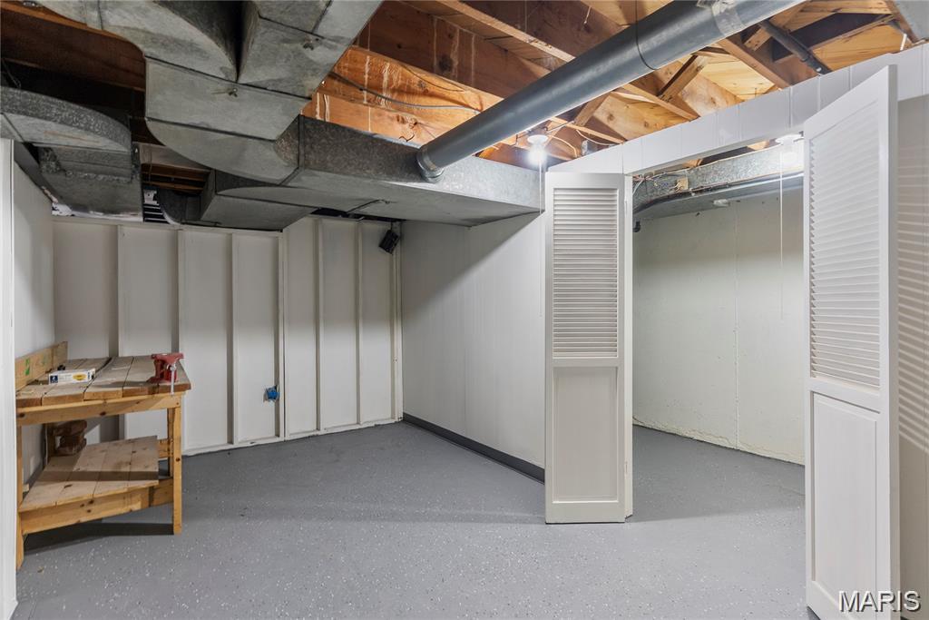 St Louis, Missouri 63123, United States, 4 Bedrooms Bedrooms, ,2 BathroomsBathrooms,Residential,Active,253503