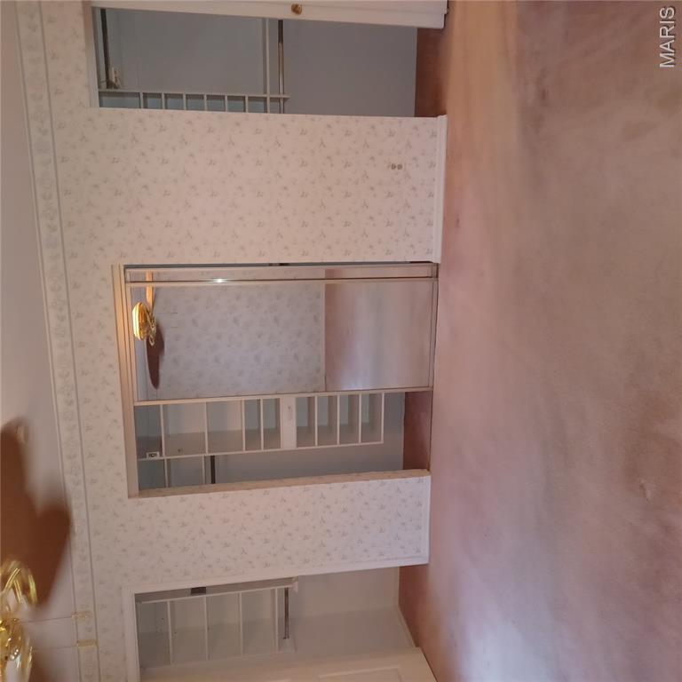 Orchard Lakes View - Residential