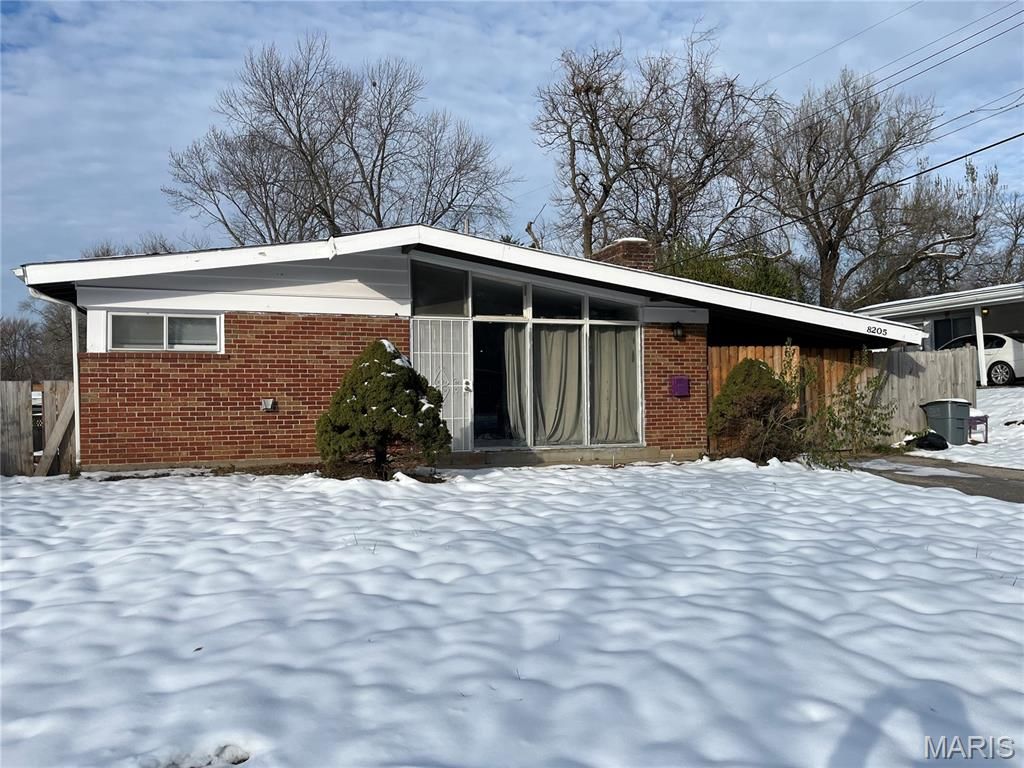 Photo of 8205 Midwood Avenue, St Louis, MO 63134 (MLS # 25080165)