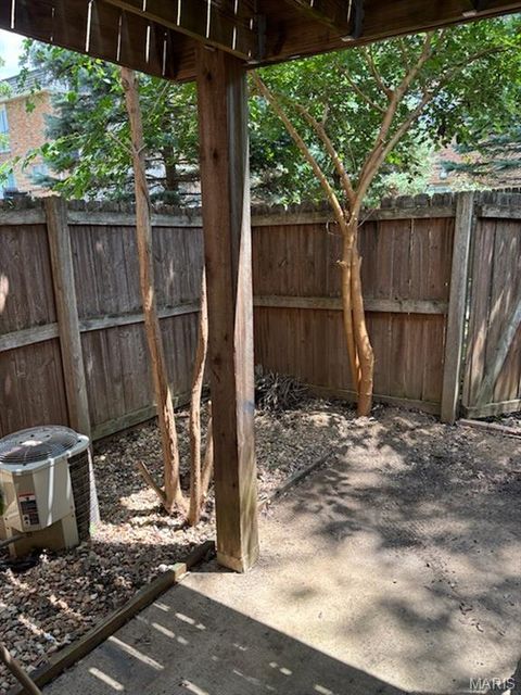 Tiny photo for 1126 Rue La Chelle Walk #1126, Creve Coeur, MO 63141 (MLS # 26015382)