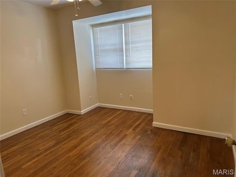 Tiny photo for 1126 Rue La Chelle Walk #1126, Creve Coeur, MO 63141 (MLS # 26015382)