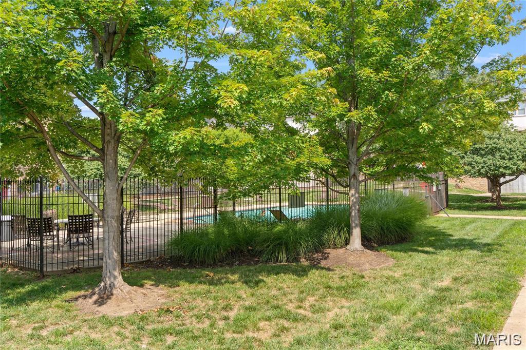 Villas On Olive Condo - Residential