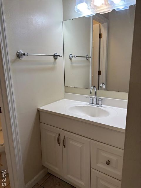 Tiny photo for 1126 Rue La Chelle Walk #1126, Creve Coeur, MO 63141 (MLS # 26015382)