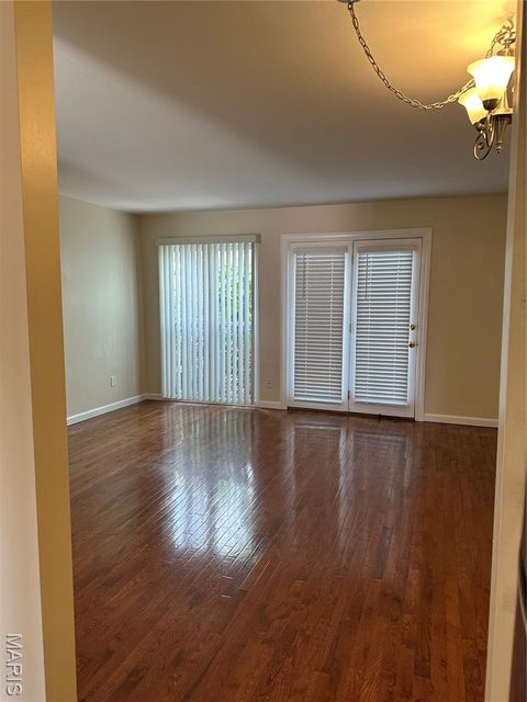 Tiny photo for 1126 Rue La Chelle Walk #1126, Creve Coeur, MO 63141 (MLS # 26015382)