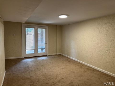 Tiny photo for 1126 Rue La Chelle Walk #1126, Creve Coeur, MO 63141 (MLS # 26015382)