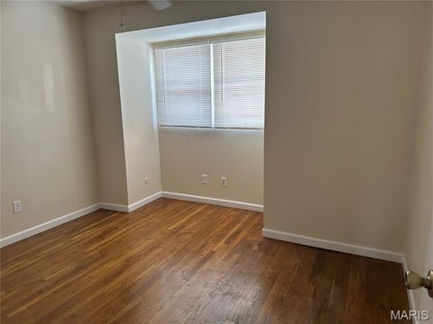 Tiny photo for 1126 Rue La Chelle Walk #1126, Creve Coeur, MO 63141 (MLS # 26015382)