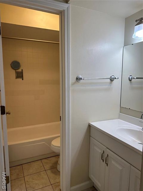 Tiny photo for 1126 Rue La Chelle Walk #1126, Creve Coeur, MO 63141 (MLS # 26015382)