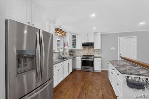Tiny photo for 704 Clayworth Drive, Ballwin, MO 63011 (MLS # 26046032)