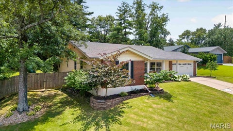 Tiny photo for 704 Clayworth Drive, Ballwin, MO 63011 (MLS # 26046032)