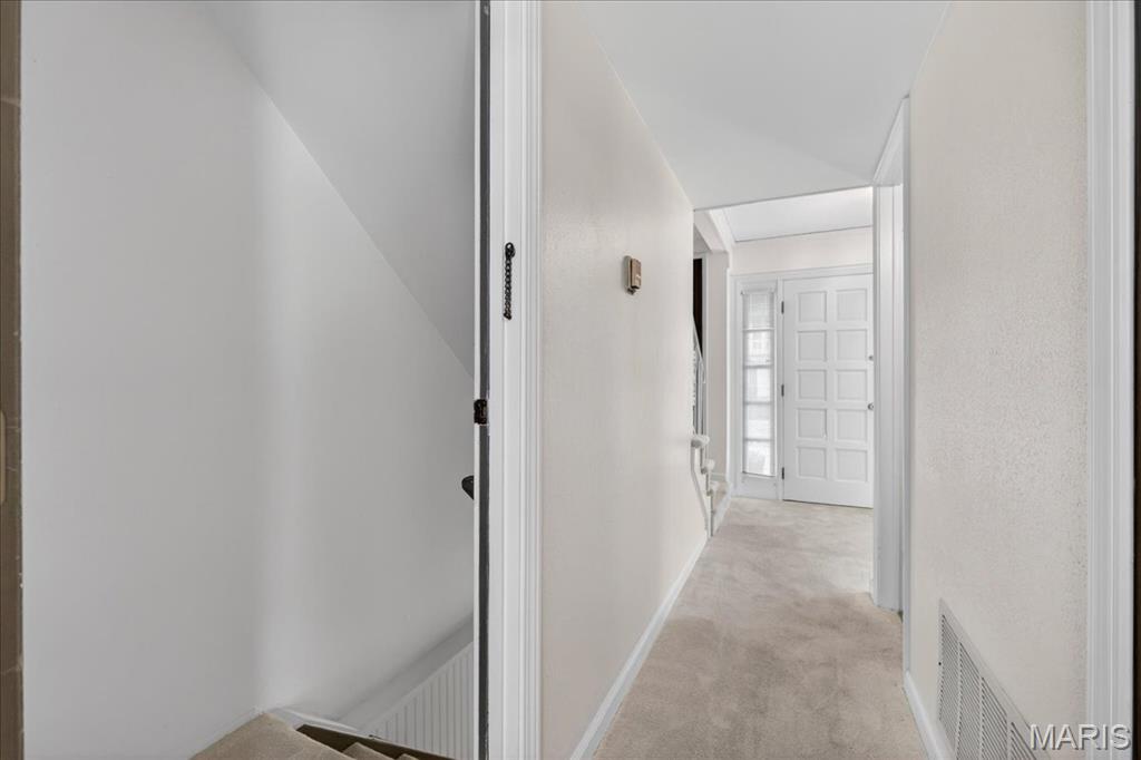 Woods Glen Condo 9 - Residential