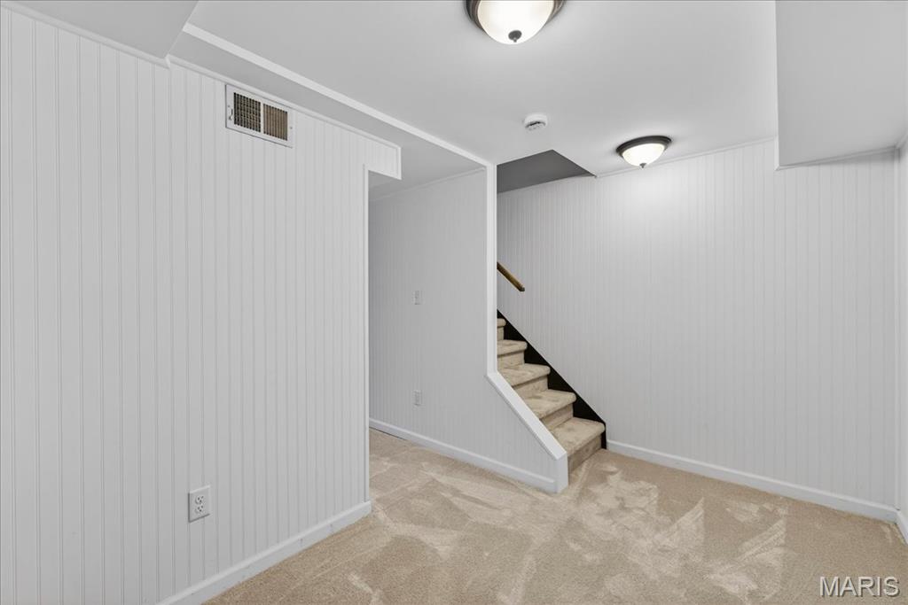 Woods Glen Condo 9 - Residential