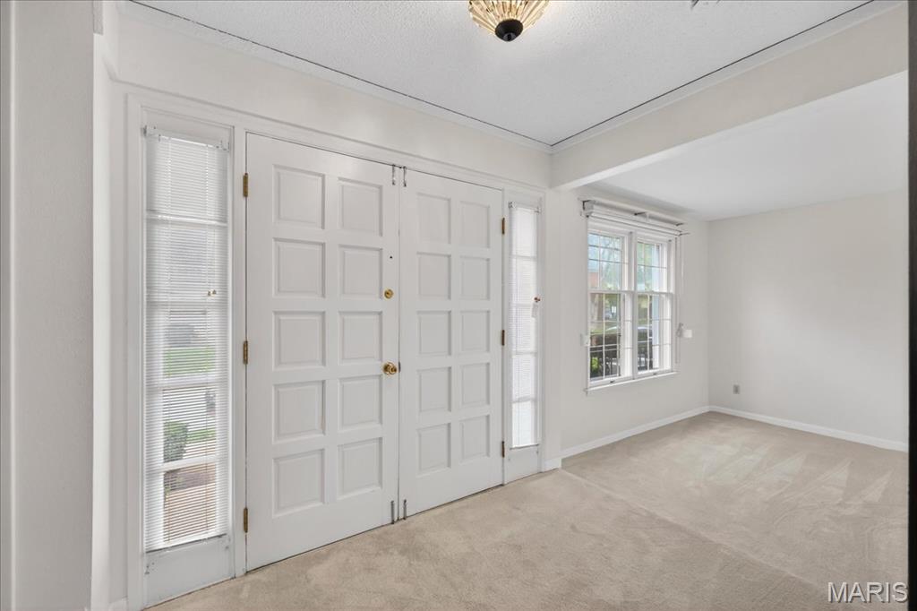 Woods Glen Condo 9 - Residential