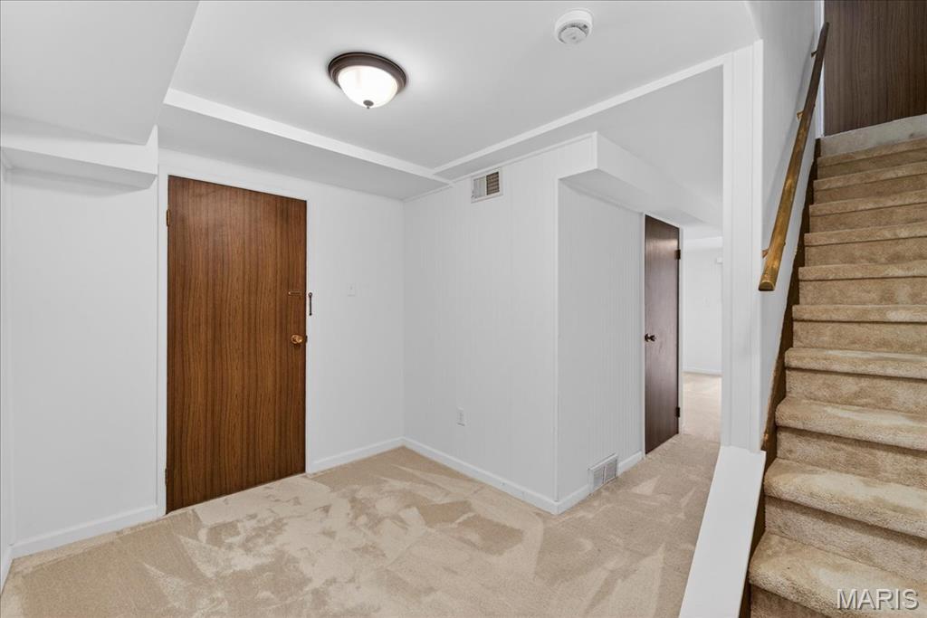 Woods Glen Condo 9 - Residential