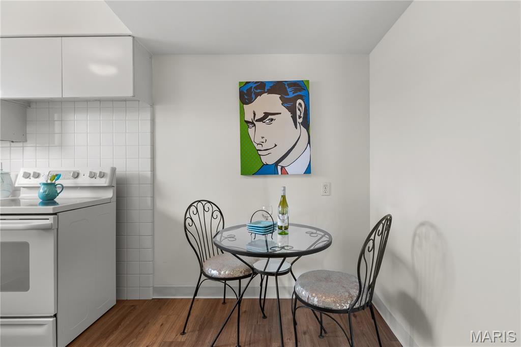 Delcrest Condo - Residential