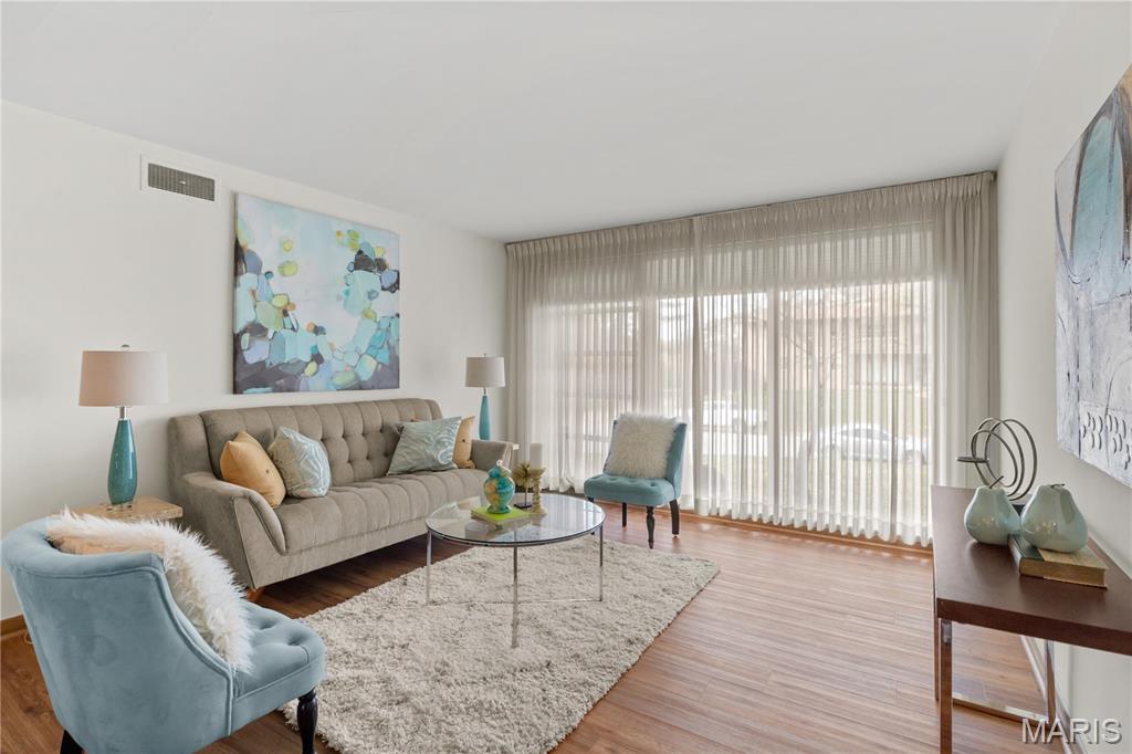 4 Delcrest Court 104