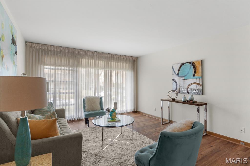 4 Delcrest Court 104