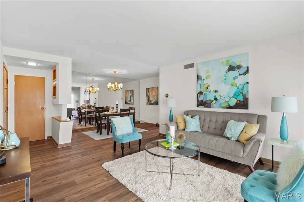 Delcrest Condo - Residential