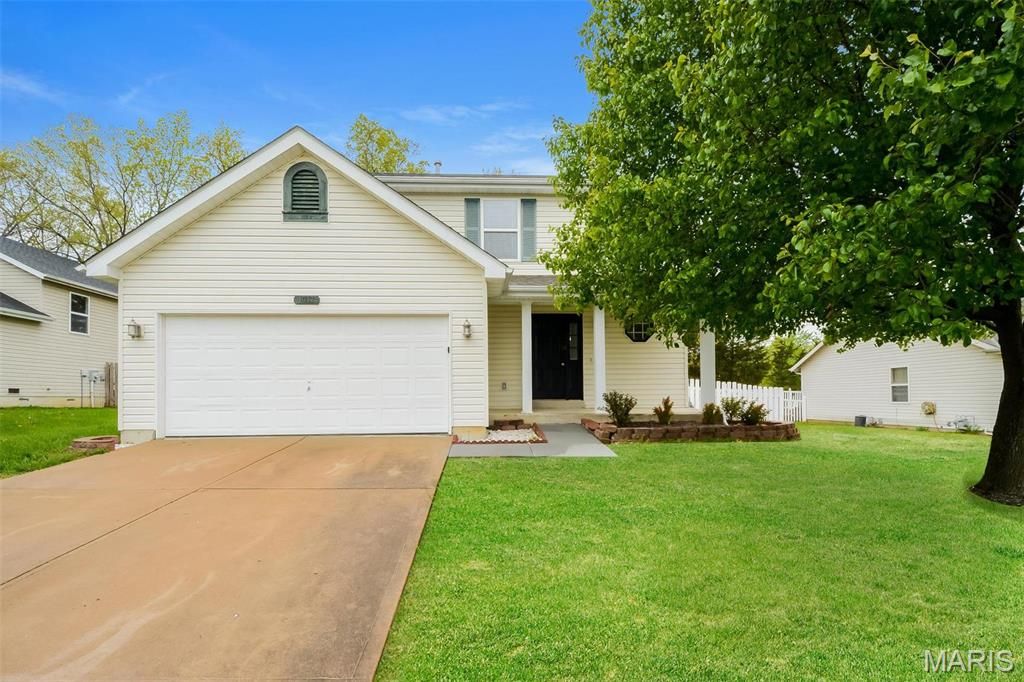 Photo of 1017 Providence Pointe Drive, Wentzville, MO 63385 (MLS # 25073618)