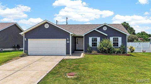 Photo of 153 Rockford Drive, Troy, MO 63379 (MLS # 26042223)