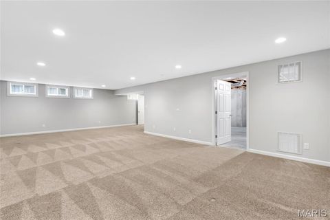Tiny photo for 843 Whispering Village Circle, Ballwin, MO 63021 (MLS # 25066151)