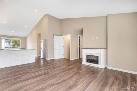 Tiny photo for 843 Whispering Village Circle, Ballwin, MO 63021 (MLS # 25066151)