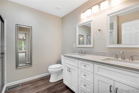 Tiny photo for 843 Whispering Village Circle, Ballwin, MO 63021 (MLS # 25066151)