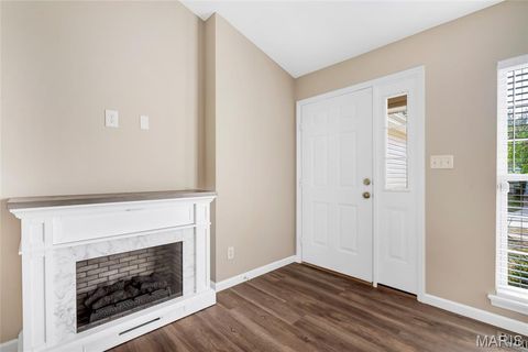 Tiny photo for 843 Whispering Village Circle, Ballwin, MO 63021 (MLS # 25066151)