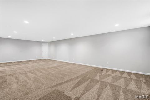Tiny photo for 843 Whispering Village Circle, Ballwin, MO 63021 (MLS # 25066151)