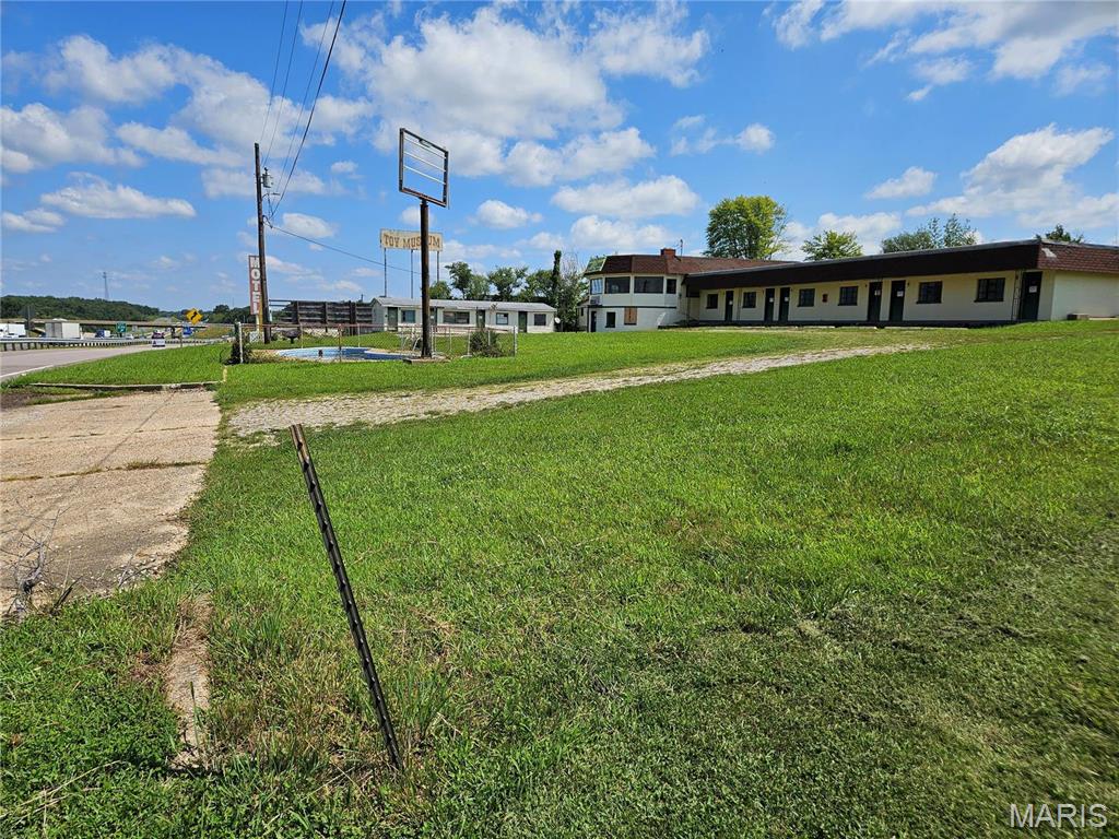 2420 S Service Road E
