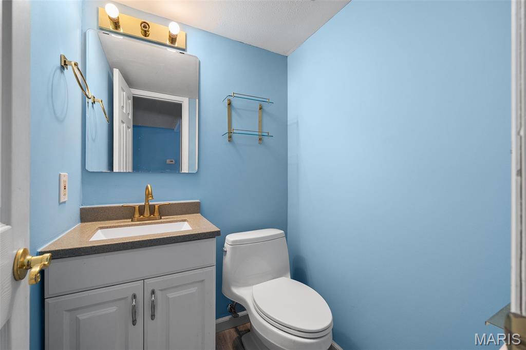 McKelvey Manor Condo - Residential