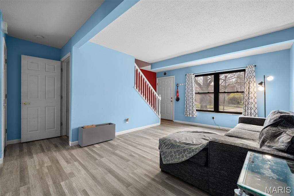 McKelvey Manor Condo - Residential